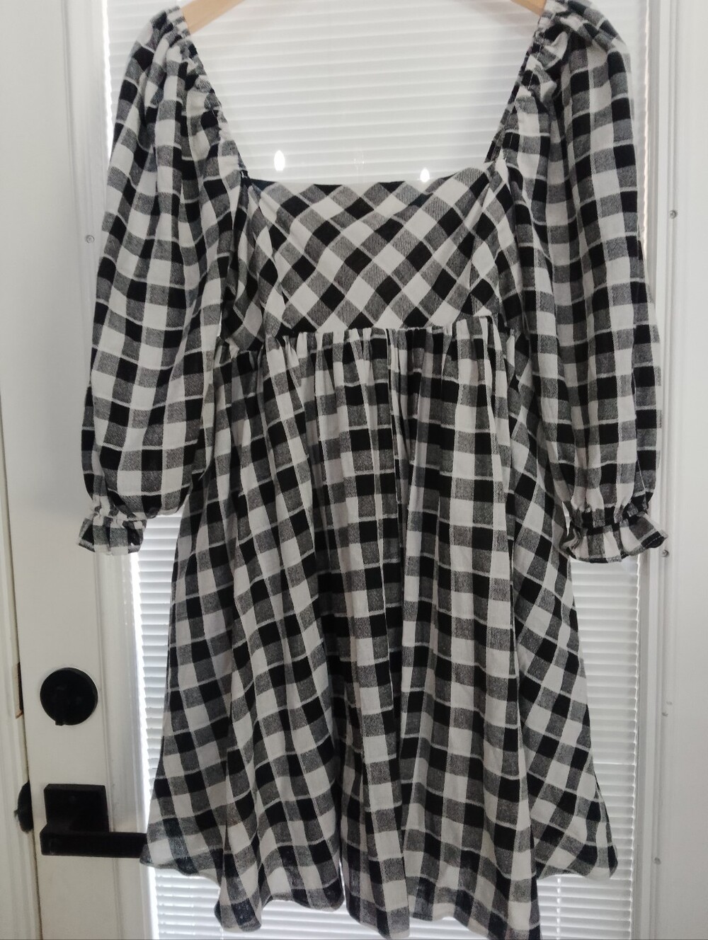 STORIA Black and White Plaid Puff-Sleeve Midi Dress Sm Med
